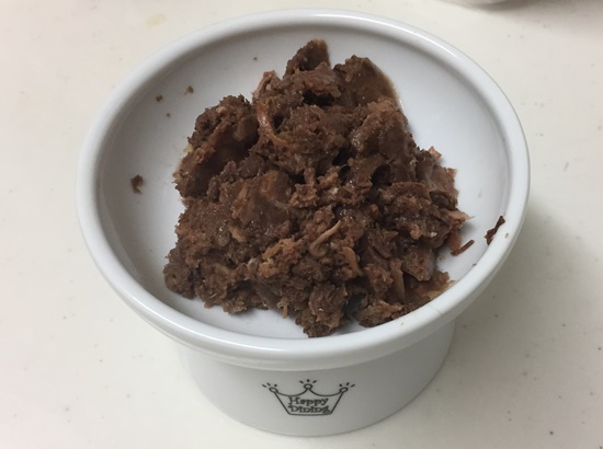 黒缶パウチの中身